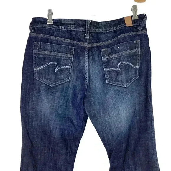 Maurices Women 13 14 S Morgan New Boot Jeans Stretch Distressed Embroidery Blue - Picture 1 of 6